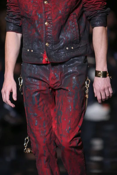 Look 42